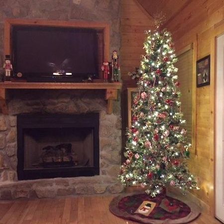 Majestic Springs Lodge Cabin McCookville Exteriör bild