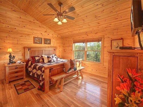 Majestic Springs Lodge Cabin McCookville Exteriör bild